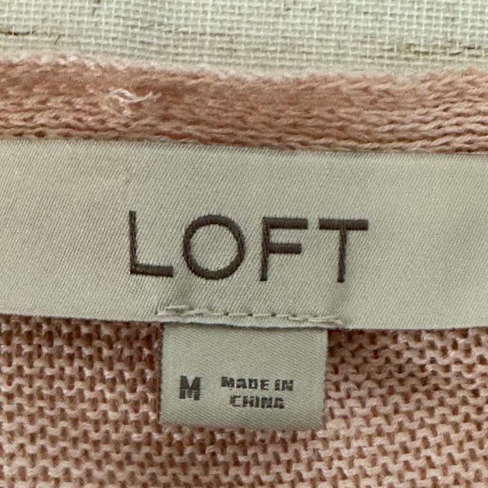 LOFT Pink Women's Blouse 🩷🩷 - Picture 4 of 9